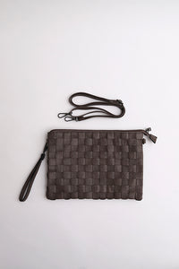 Pochette marron esprit ''cannage''