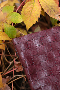 Pochette marron esprit ''cannage''