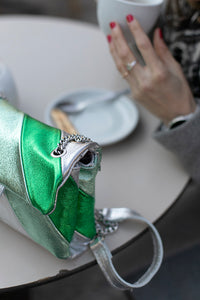 Sac à bandoulière irisé vert et argent (taille M)